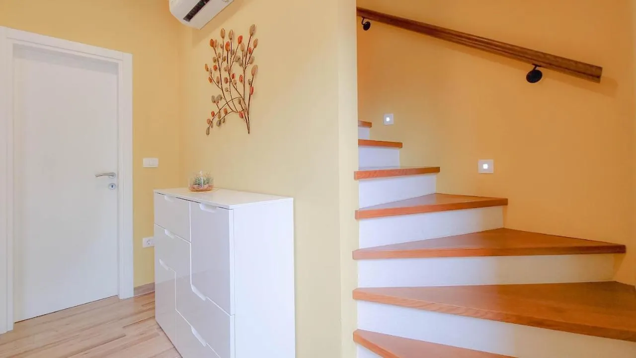 Jutta Apartment Novigrad  Croatia