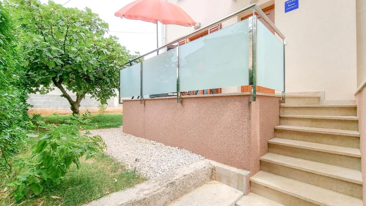 Jutta Apartment Novigrad  0*, Novigrad (Istria)